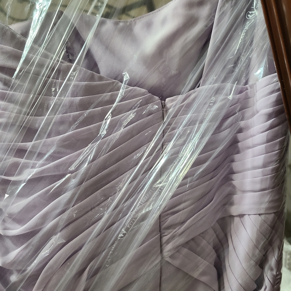 Dress - Picture 3 of 7